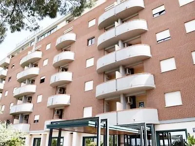 Palace 2000 Hotel 4*