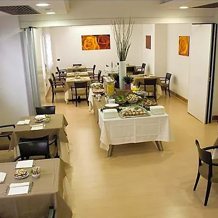Hotel Palace 2000