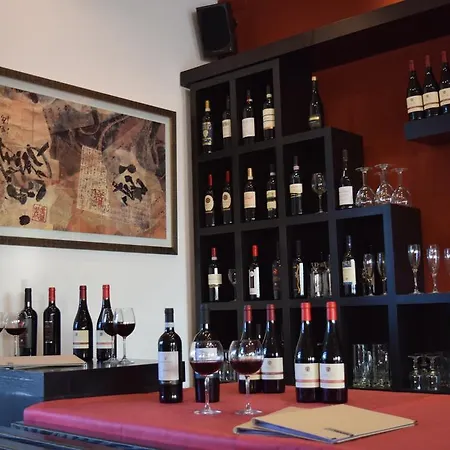 2000皇宫酒店 酒店 4*