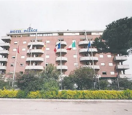 Palace 2000 Hotel