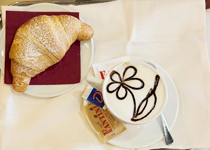 Palace 2000 Hotel 4*