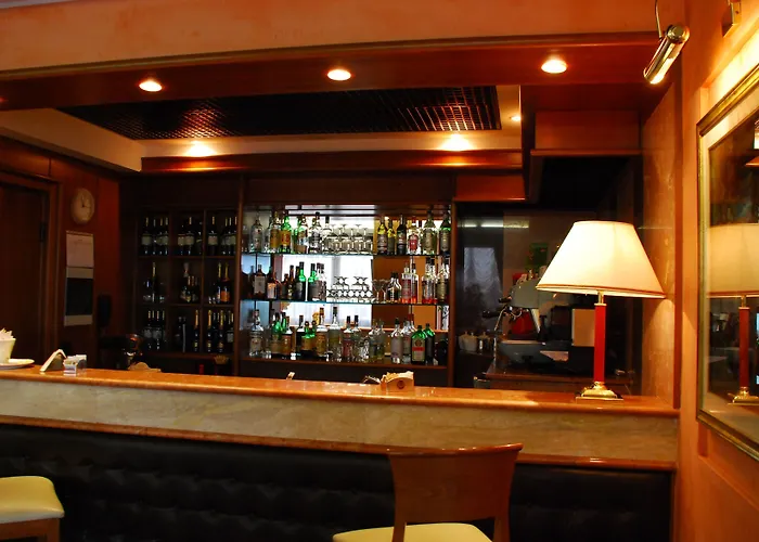 Palace 2000 Hotel 4*