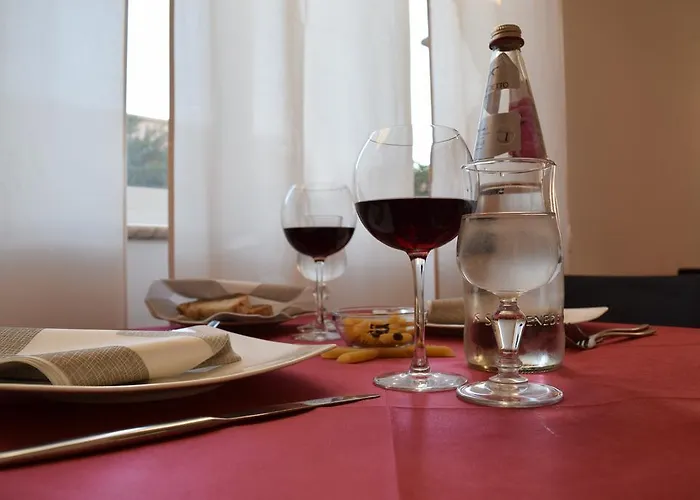 Palace 2000 Hotel 4*